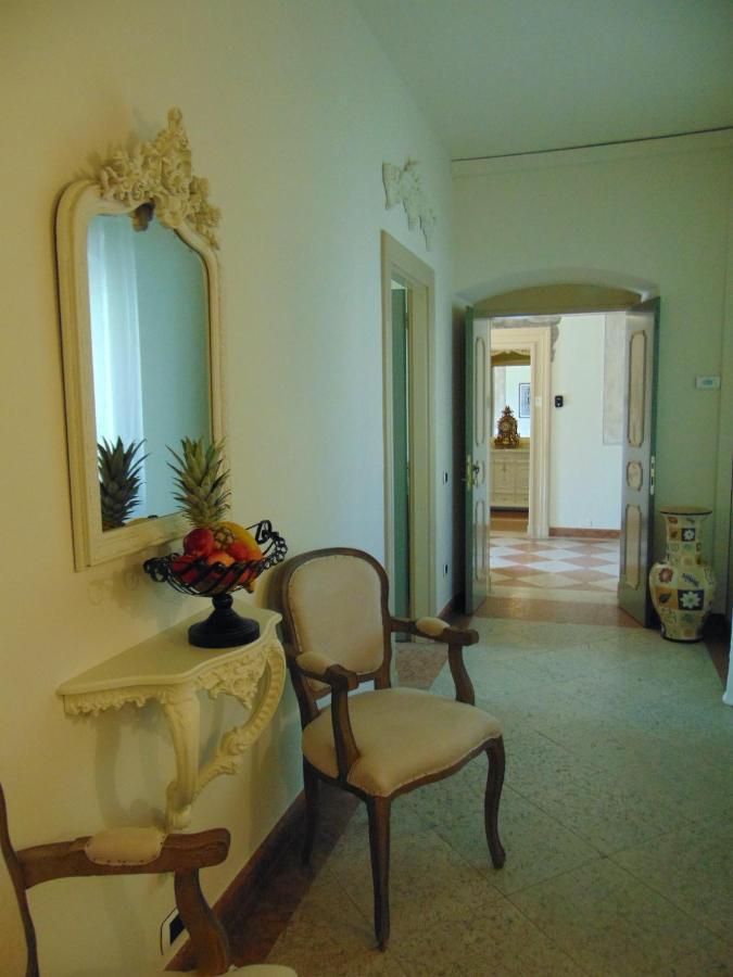 Galleria Imperiale Relais De Charme Сарнико Экстерьер фото