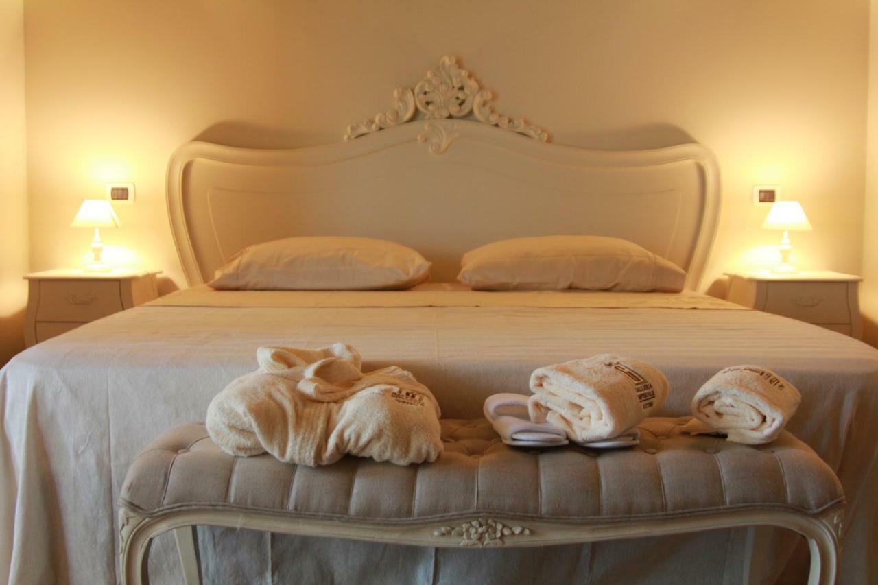 Galleria Imperiale Relais De Charme Сарнико Экстерьер фото